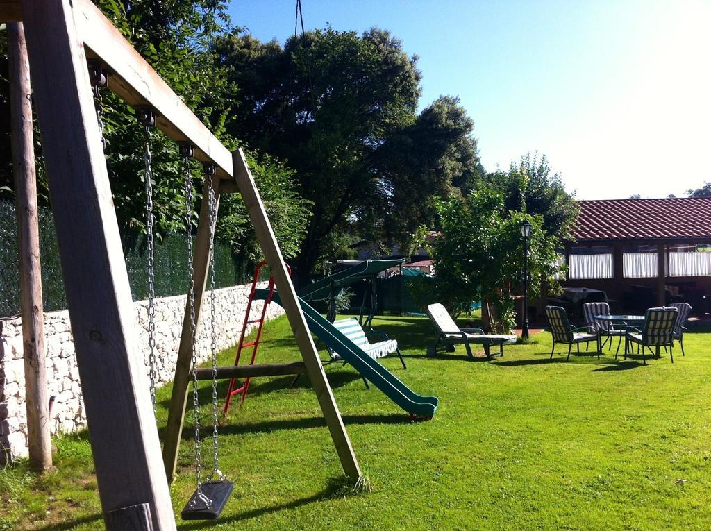 Apartamentos El Pradon De Santa Marina Parres de Llanes Luaran gambar