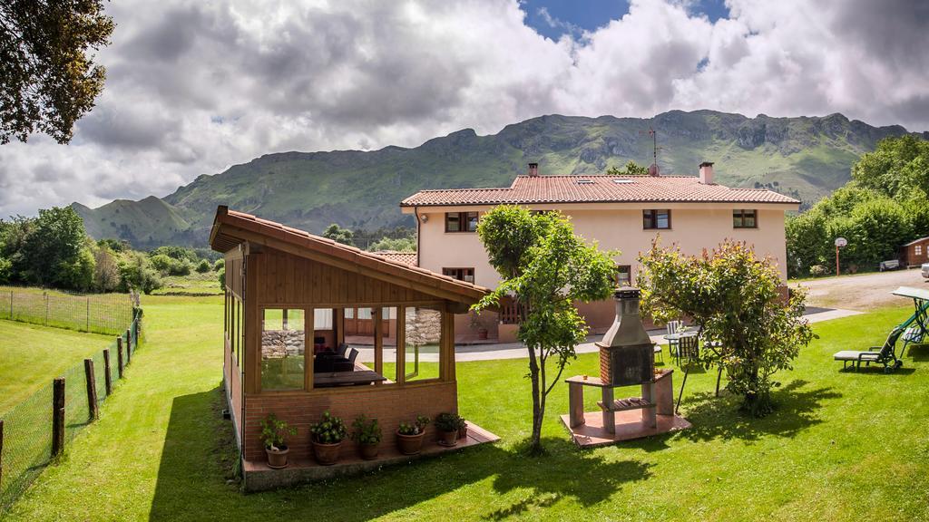 Apartamentos El Pradon De Santa Marina Parres de Llanes Luaran gambar