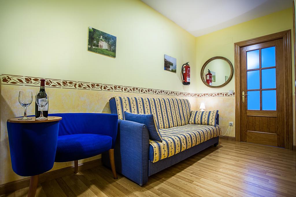 Apartamentos El Pradon De Santa Marina Parres de Llanes Bilik gambar