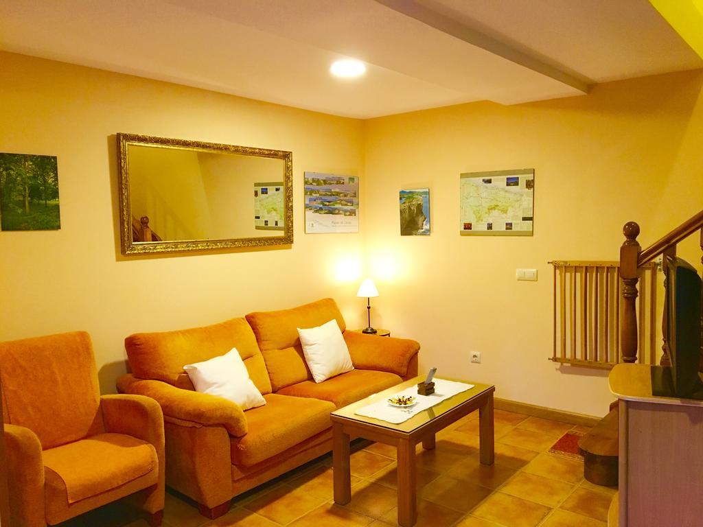 Apartamentos El Pradon De Santa Marina Parres de Llanes Luaran gambar