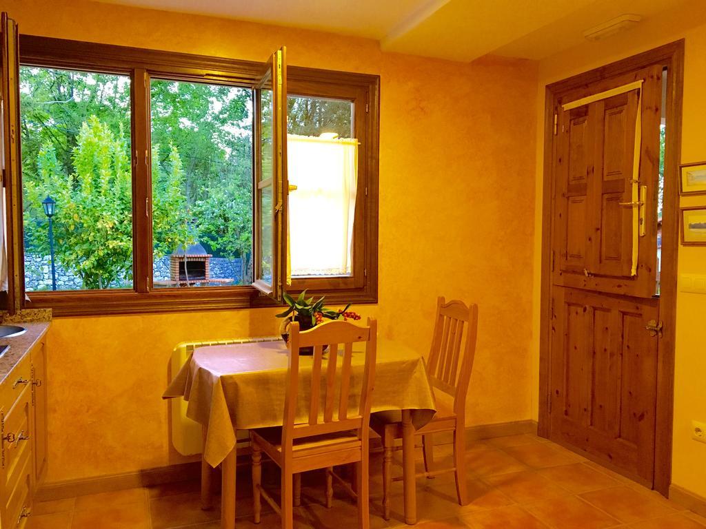 Apartamentos El Pradon De Santa Marina Parres de Llanes Luaran gambar