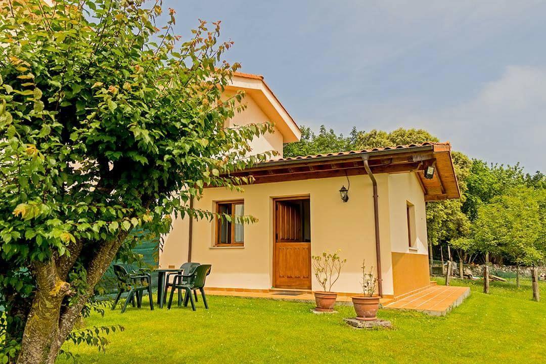 Apartamentos El Pradon De Santa Marina Parres de Llanes Luaran gambar